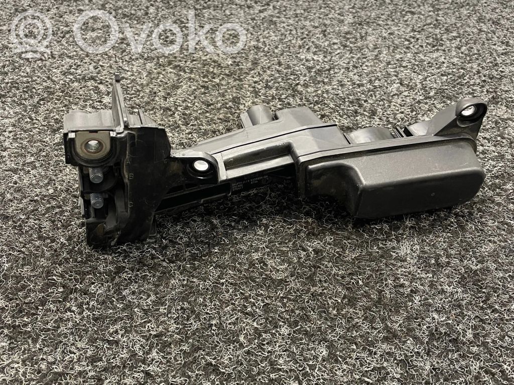 BMW 5 G30 G31 G38 Current control relay 