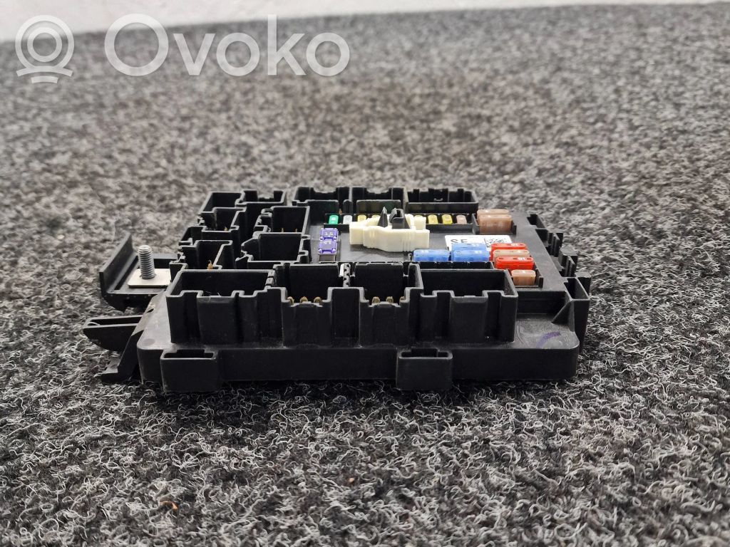 Tesla Model S Fuse module 