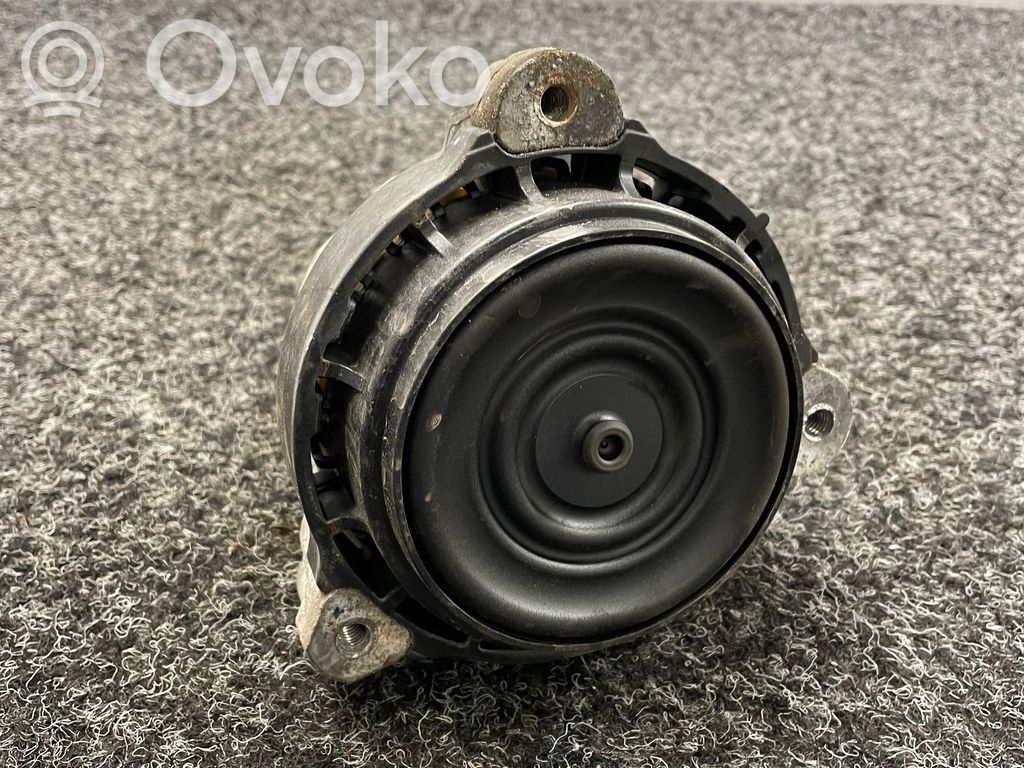 BMW X3 G01 Engine mount bracket 