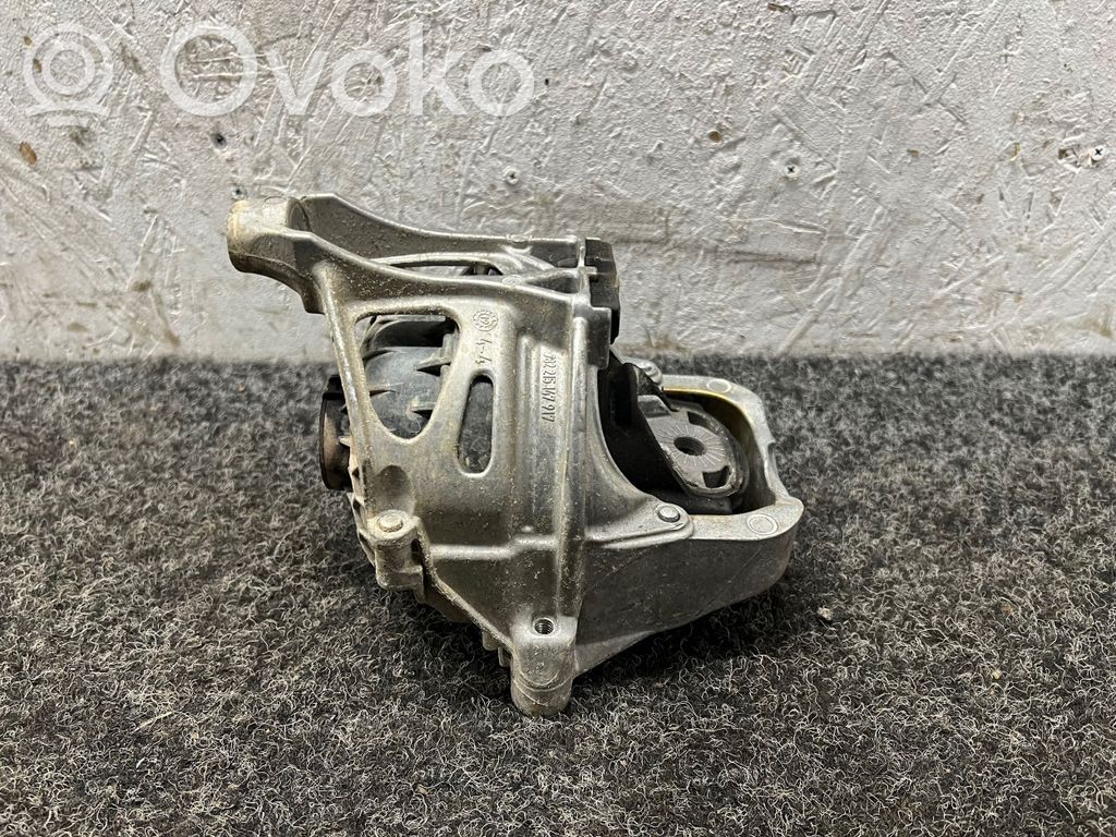 Audi Q5 SQ5 FY Engine mount bracket 