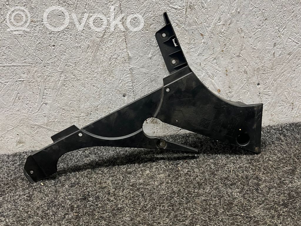 BMW M5 Sonstiges Einzelteil Unterboden 