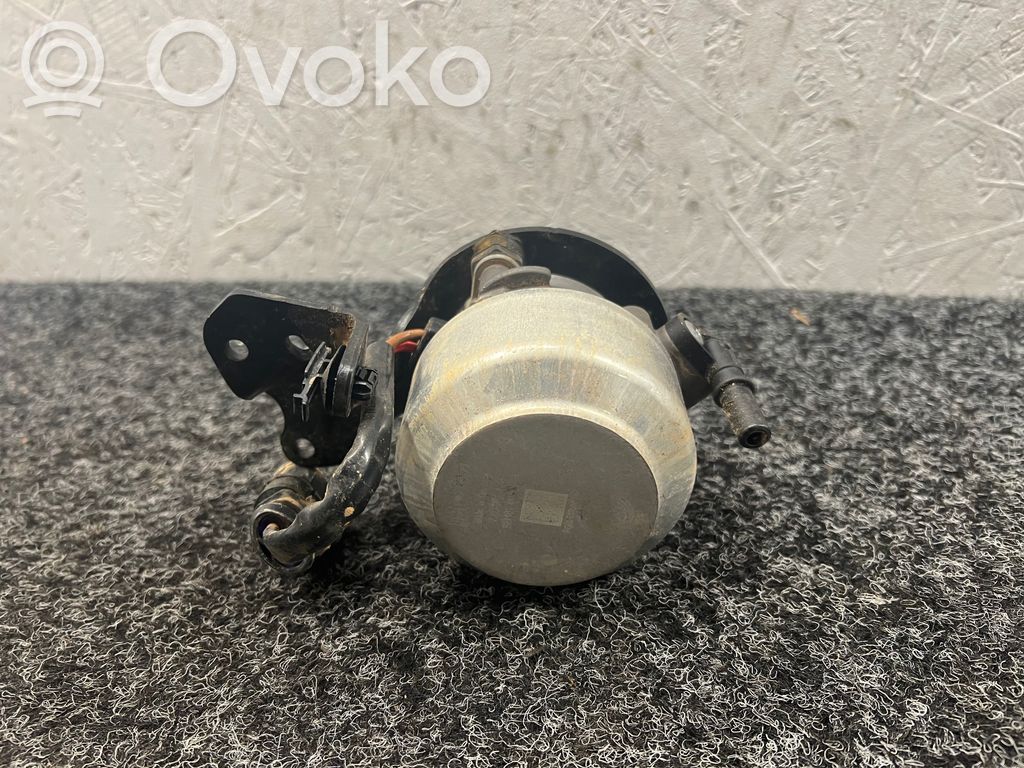 Volkswagen Tiguan Vacuum pump 
