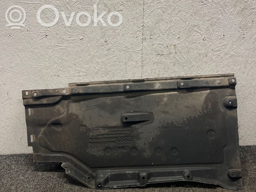 Audi A5 Protección inferior lateral 