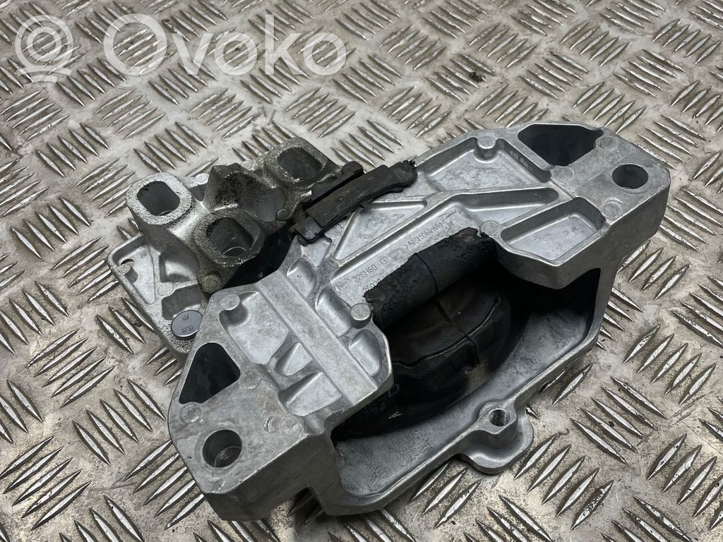 Mercedes-Benz EQB Engine mount bracket 