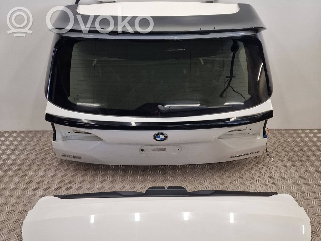 Tailgate/trunk/boot lid