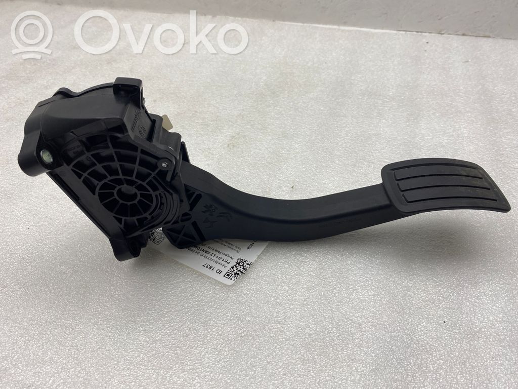 Peugeot 3008 II Gaspedal 