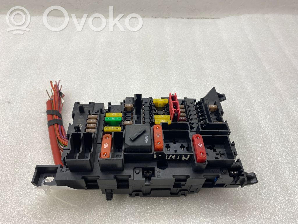 Mini One - Cooper F56 F55 Sulakemoduuli 