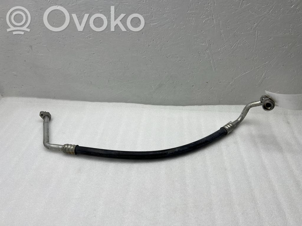 Audi A5 Ilmastointilaitteen putki (A/C) 