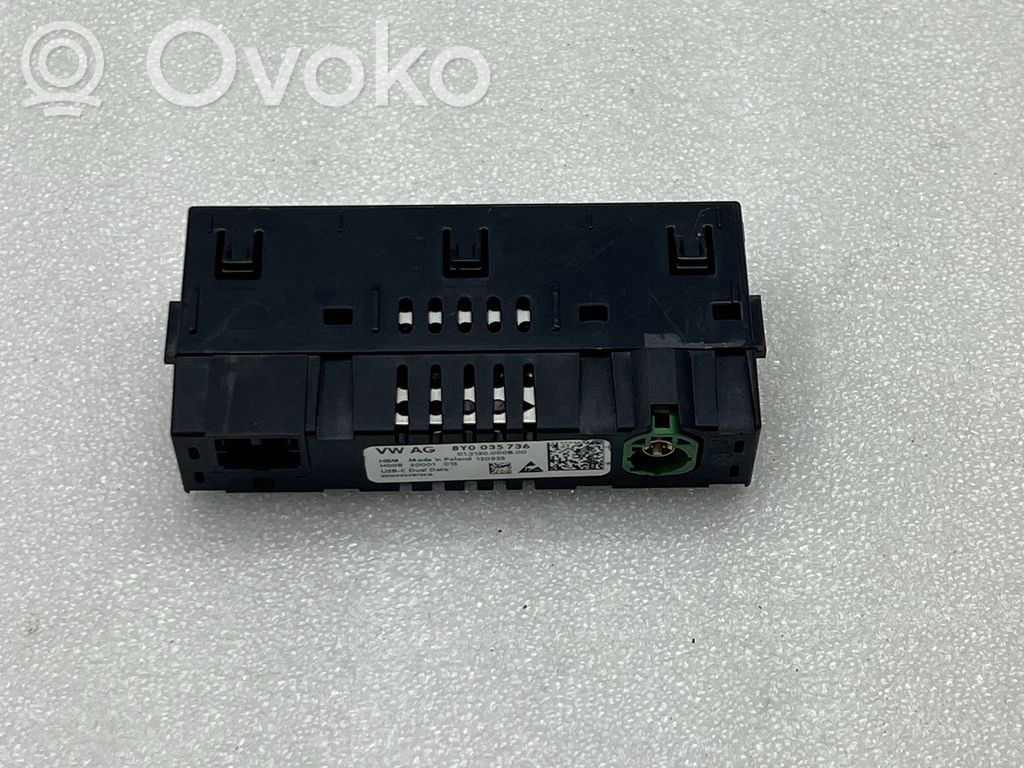 Audi A3 8Y Enchufe conector USB 
