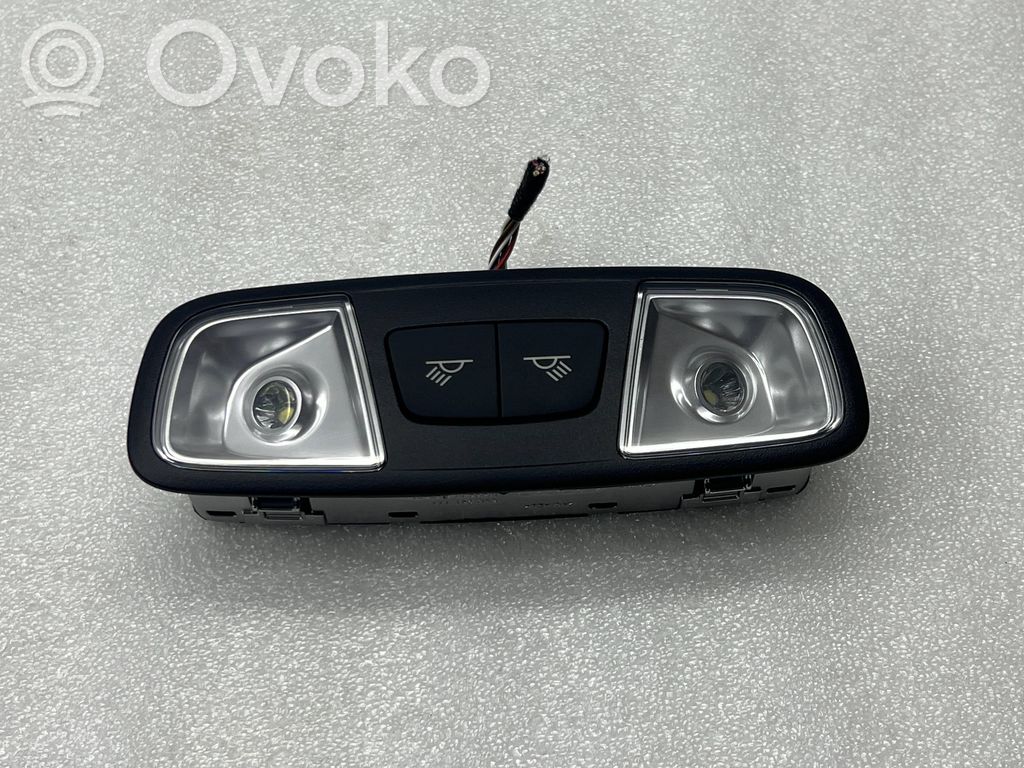 Audi A3 8Y Luz del asiento trasero 