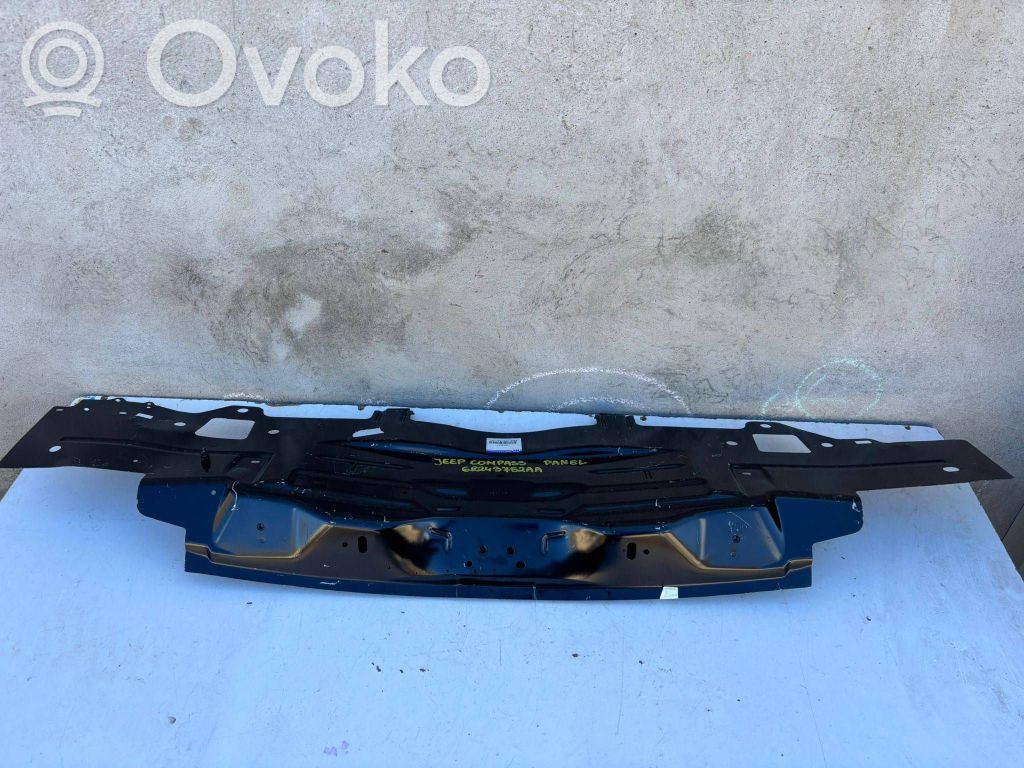 Perän korin osa   68243752AA