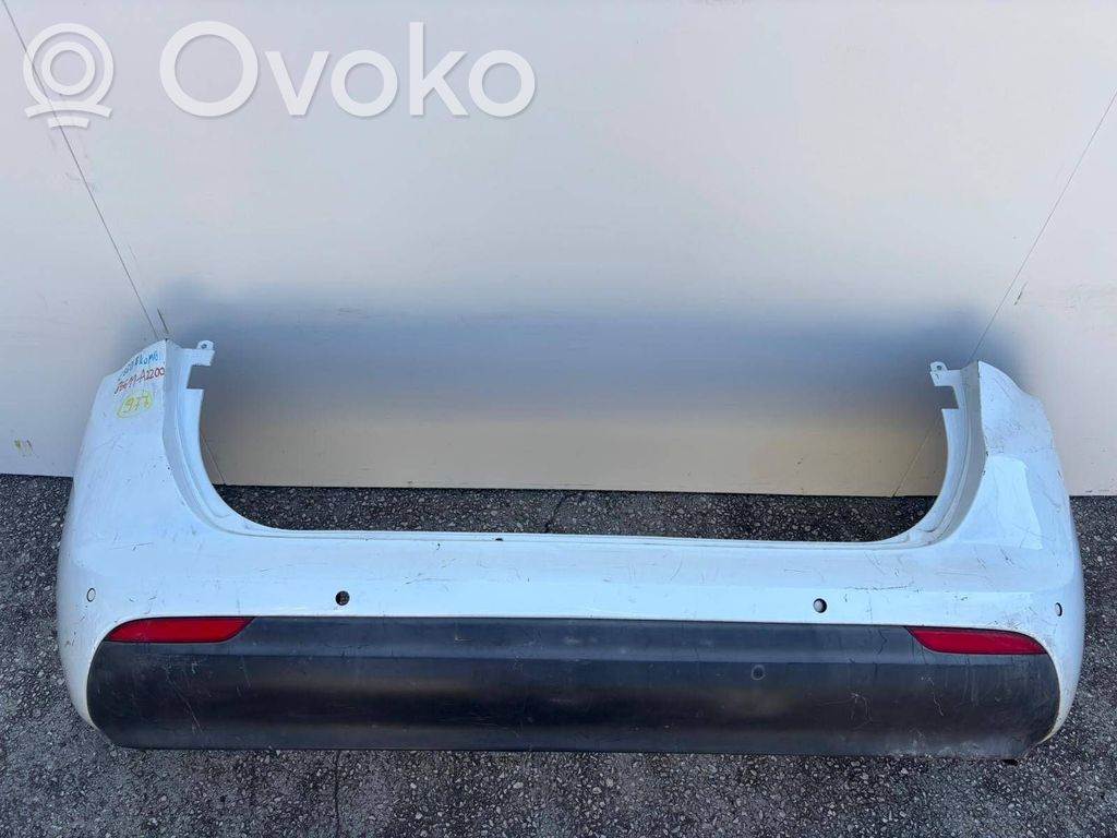 KIA Ceed Parachoques 