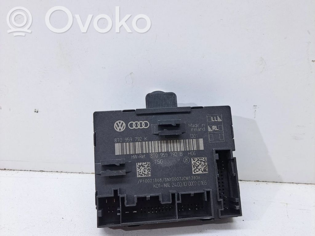 Audi A5 8T 8F Door control unit/module 