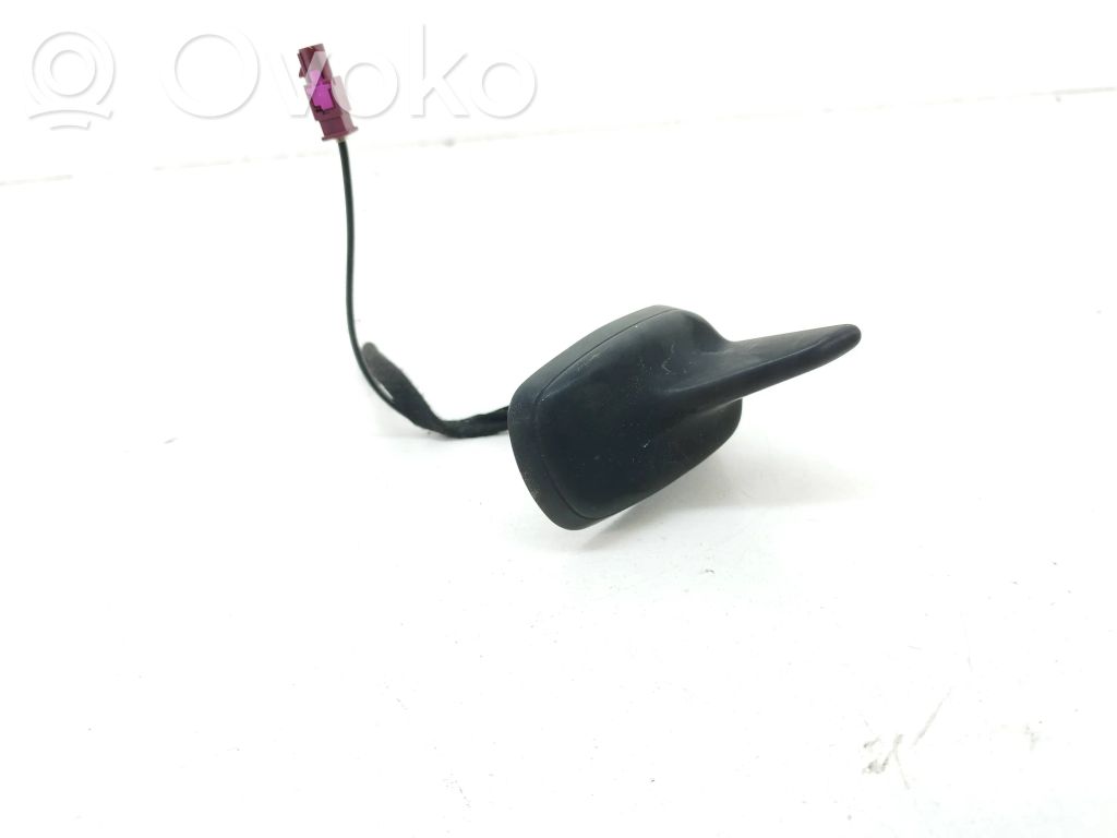 Audi A4 S4 B8 8K Antena GPS 