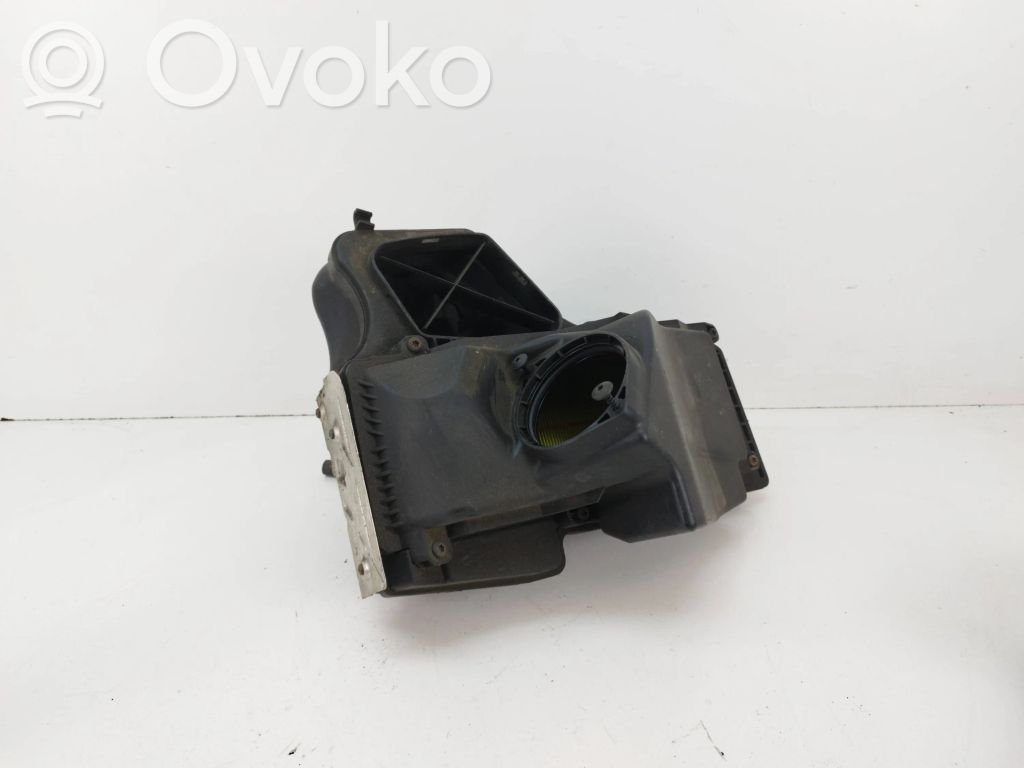 Audi A4 S4 B8 8K Air filter box 