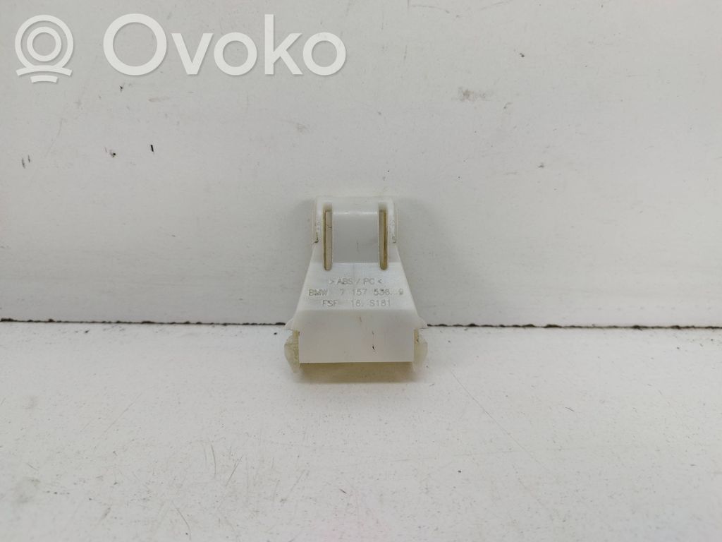 Otros repuestos del interior   7157536,16S181