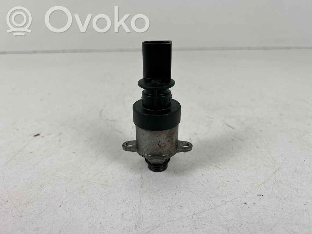 BMW 3 E90 E91 Fuel pressure regulator 