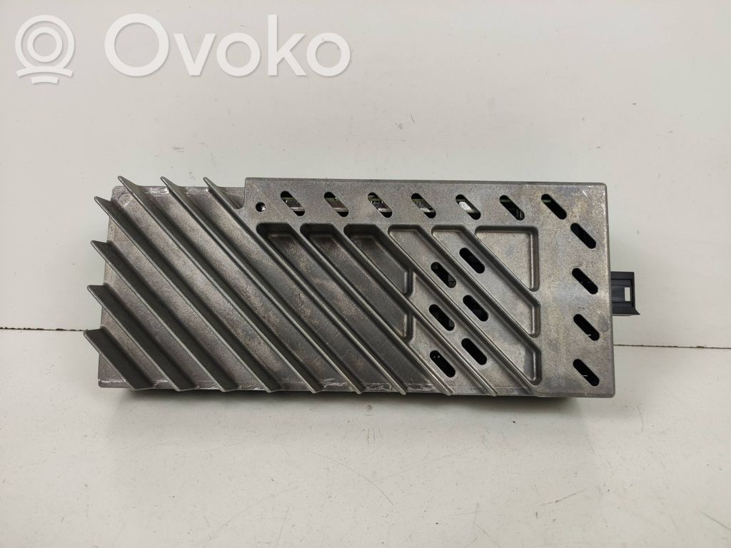 BMW 5 F10 F11 Amplificator sunet 