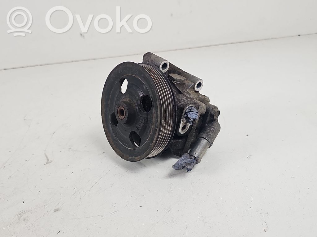 Ford Mondeo MK IV Ohjaustehostimen pumppu 