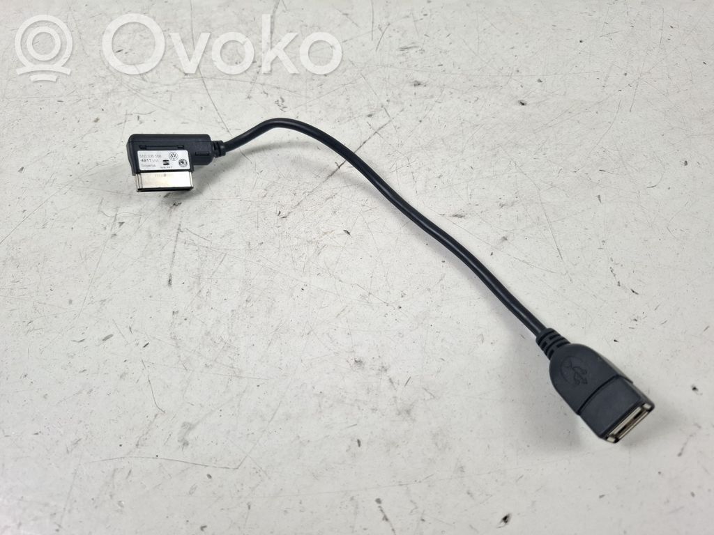 Volkswagen Jetta VI USB-Anschluss 