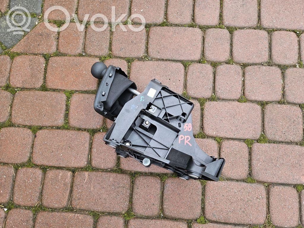 Opel Combo E Pavarų perjungimo traukė 