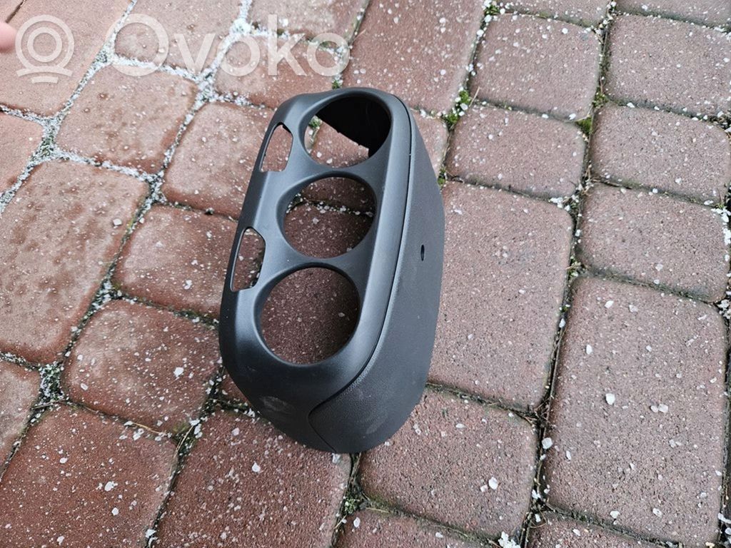 Opel Adam Ramka deski rozdzielczej 