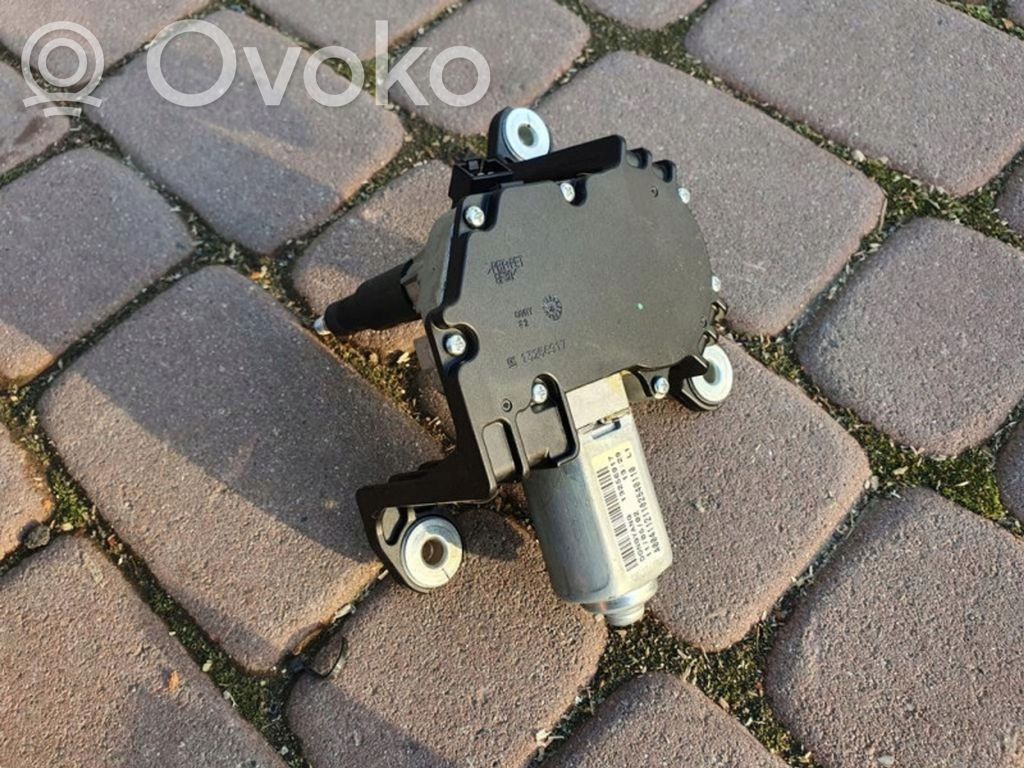 Opel Astra J Silniczek wycieraczki szyby tylnej 