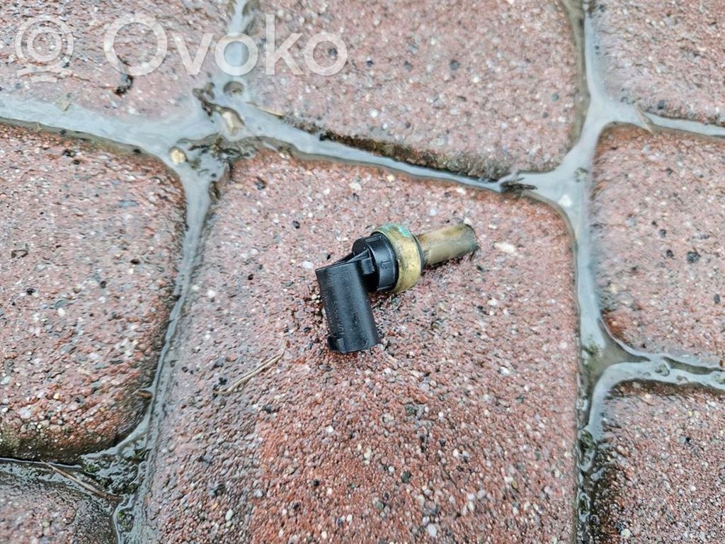 Opel Astra J Coolant temperature sensor 