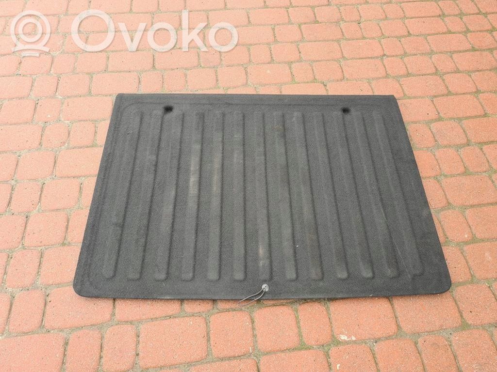 Opel Astra K Bagažinės grindys 