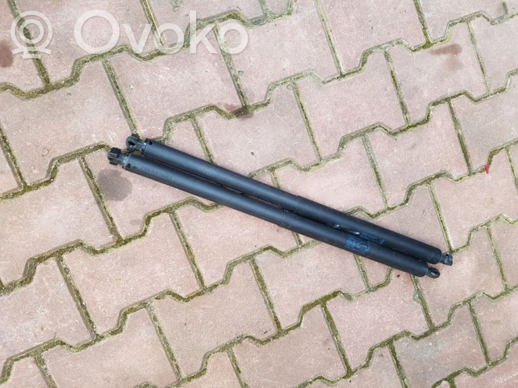 Opel Insignia A Amortyzator klapy tylnej bagażnika 