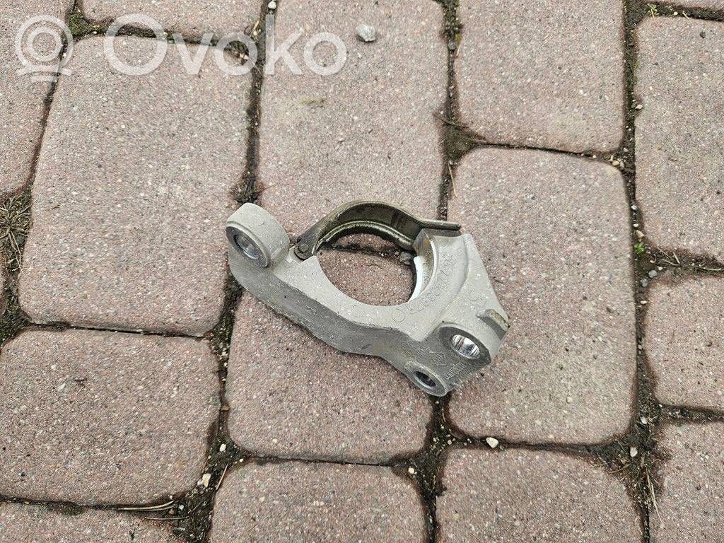 Renault Zoe Driveshaft support bearing bracket 