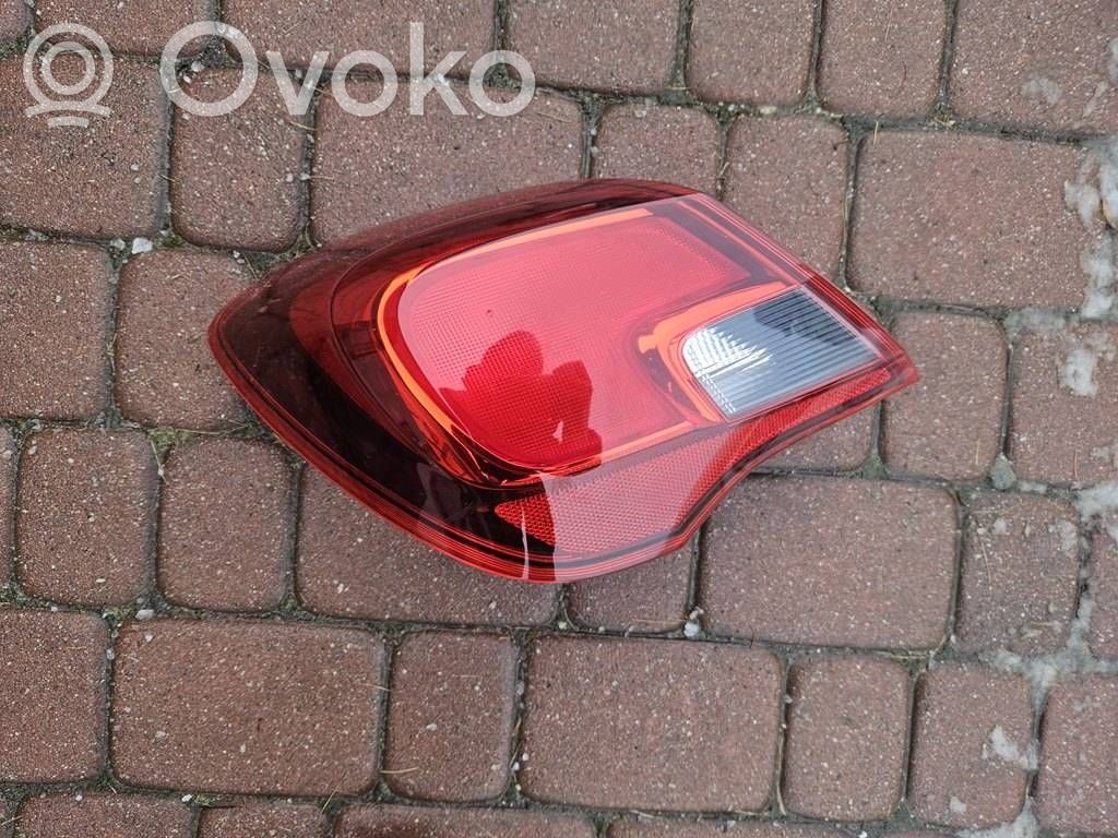 Opel Corsa E Galinis žibintas kėbule 