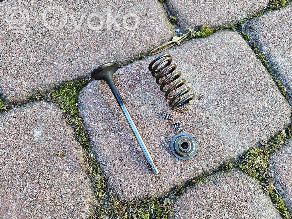 Opel Corsa E Moottori 