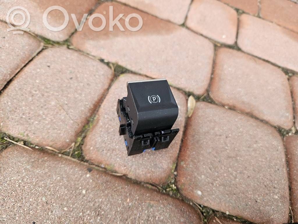 Przycisk / Włącznik hamulca ręcznego   9855066980