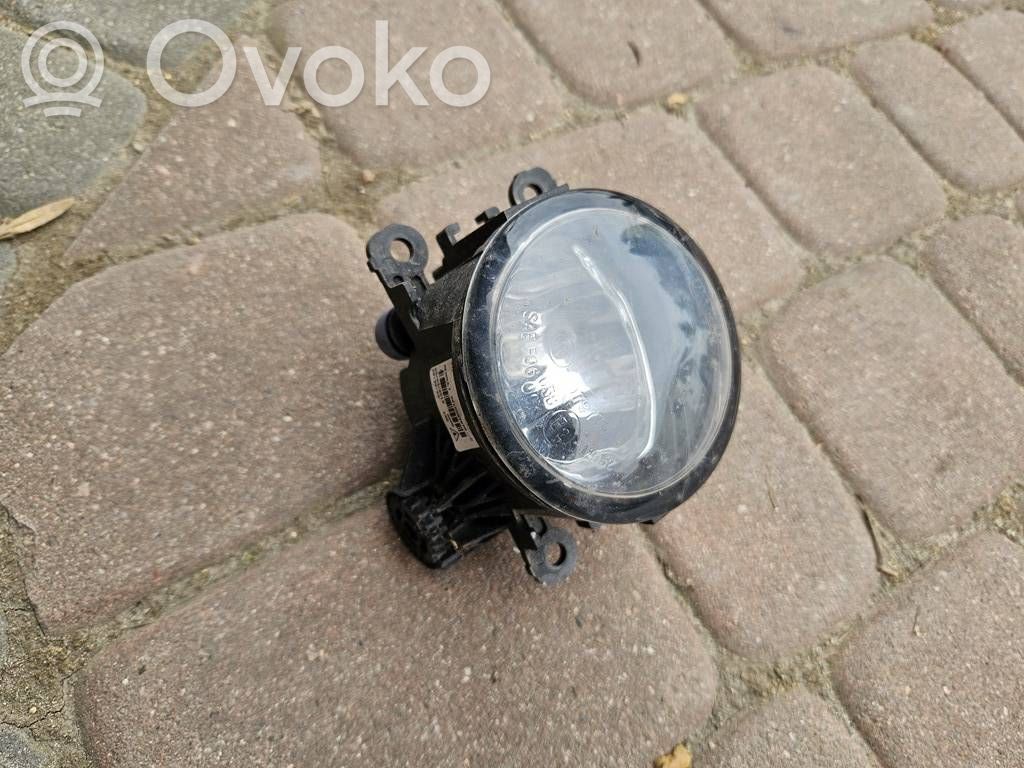 Opel Vivaro Miglas lukturis priekšā 