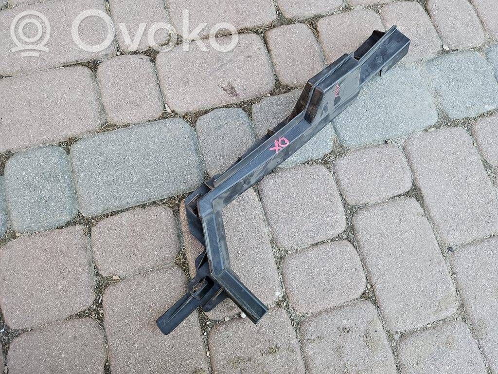 Fiat Talento Suport montare bară față 
