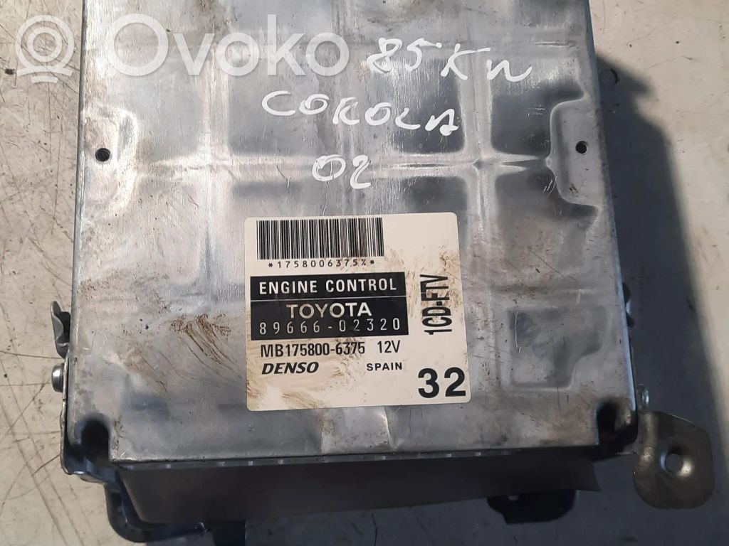 Toyota Corolla E120 E130 Sterownik / Moduł ECU 