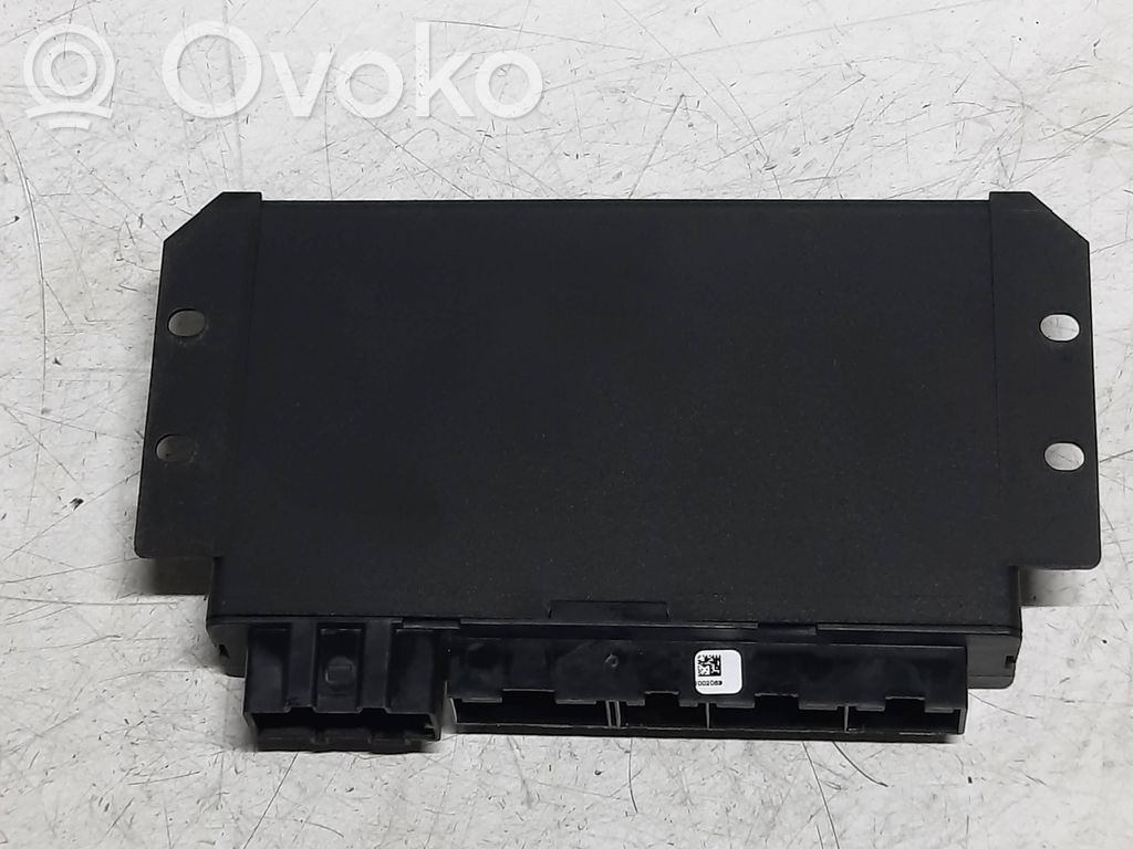 Audi A6 S6 C5 4B Comfort/convenience module 