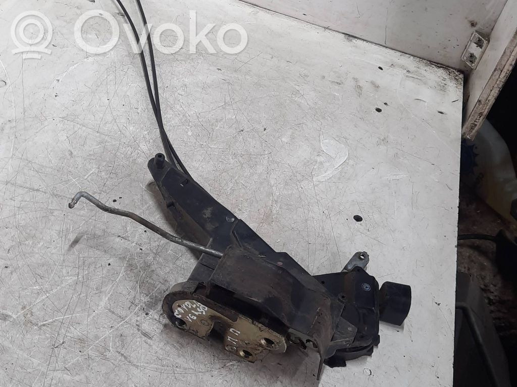 Toyota Corolla Verso E121 Front door lock 