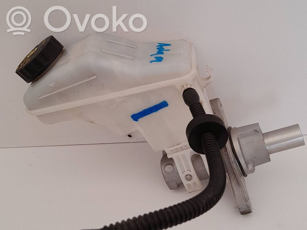 Opel Adam Stabdžių skysčio išsiplėtimo bakelis 