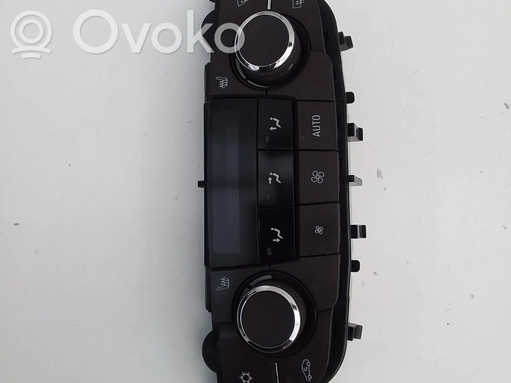 Opel Insignia A Climate control unit 