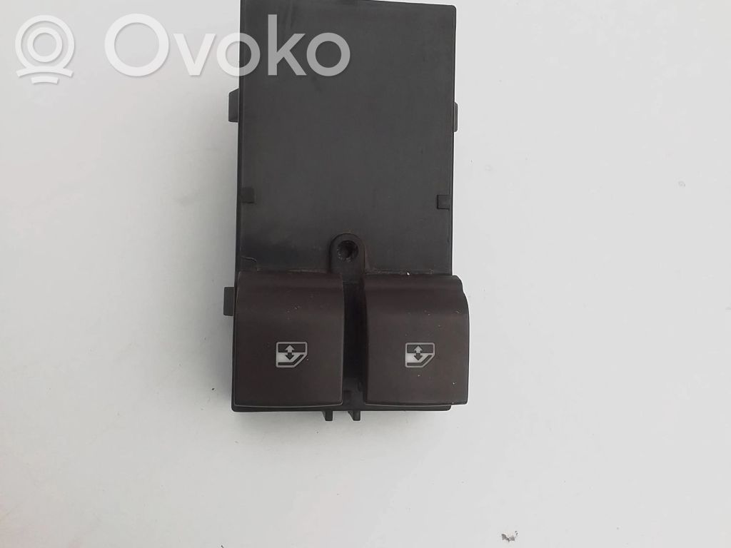 Opel Insignia A Interruptor del elevalunas eléctrico 