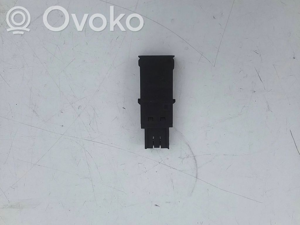USB socket connector   13348688