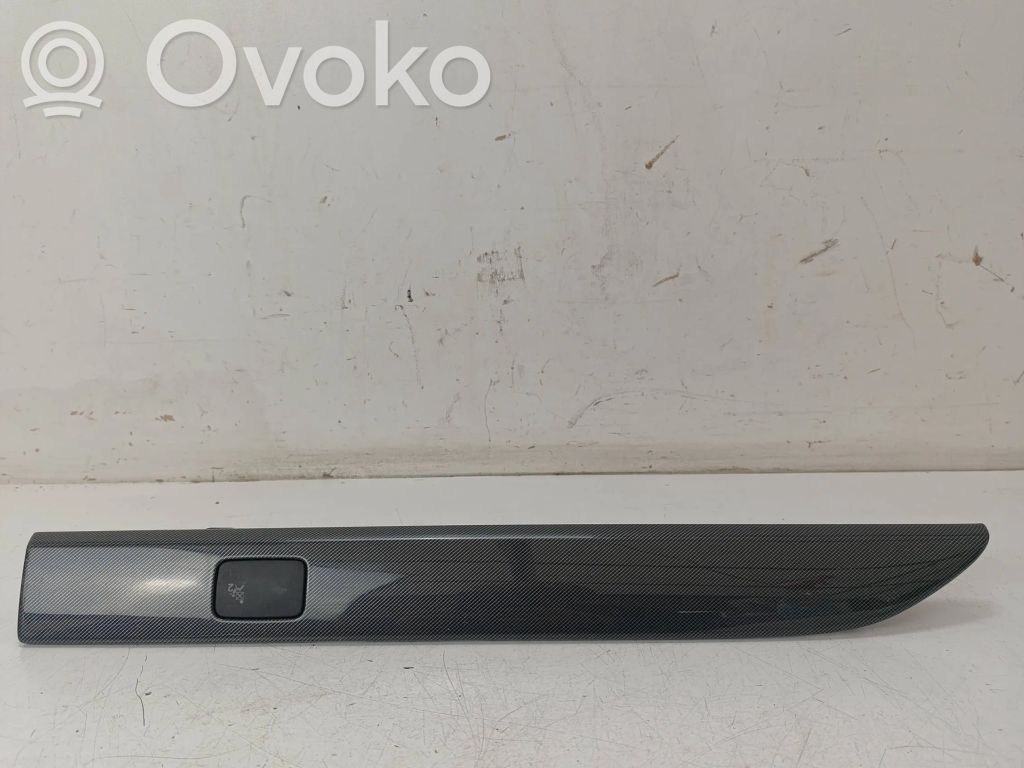 Opel Antara Panel trim 