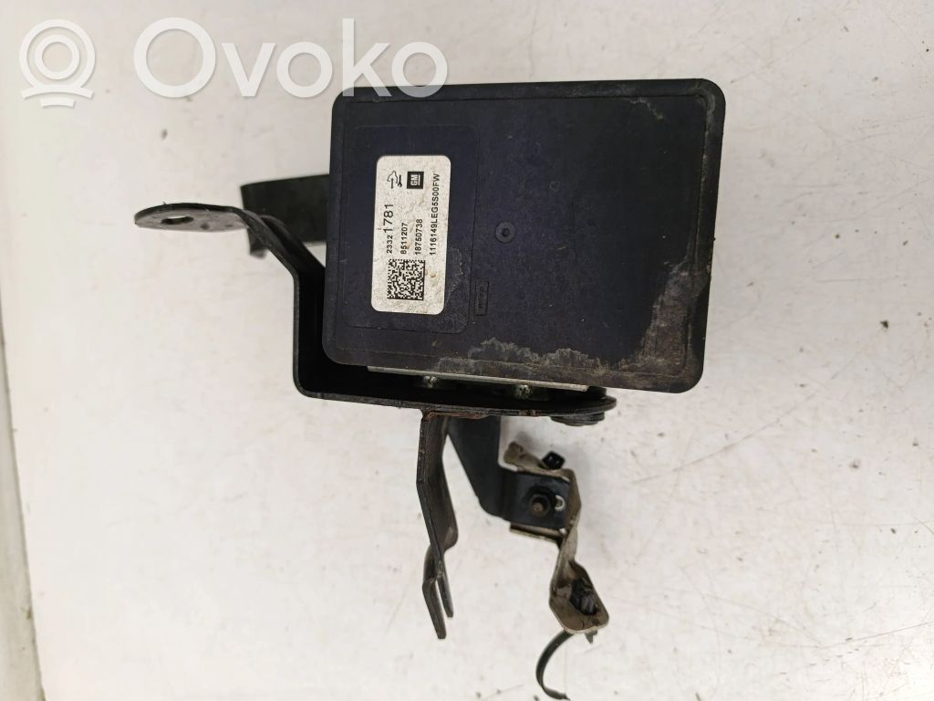 Opel Insignia A ABS bloks 