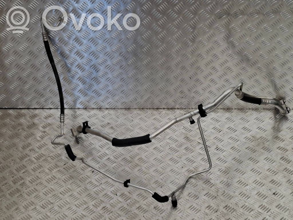 Opel Insignia A Ilmastointilaitteen putki (A/C) 