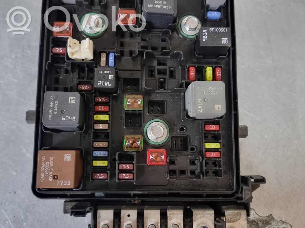 Opel Astra K Fuse box set 