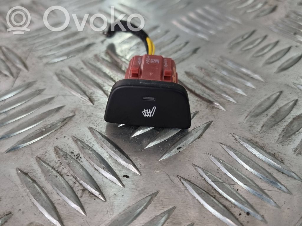 Opel Astra K Interruptor de calefacción del asiento 