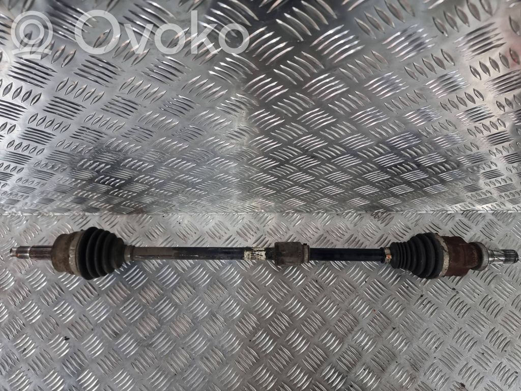 Etuvetoakseli   10335204