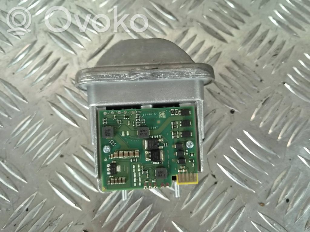 Opel Astra K Módulo de control de balasto LED 